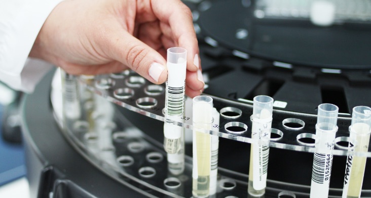 Servicio a domicilio - 30% de descuento sobre tarifa particular en exámenes de laboratorio clínico
